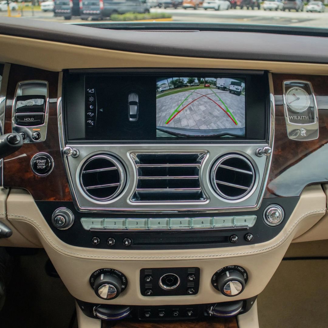 Used 2019 Rolls-Royce Wraith RWD image 42