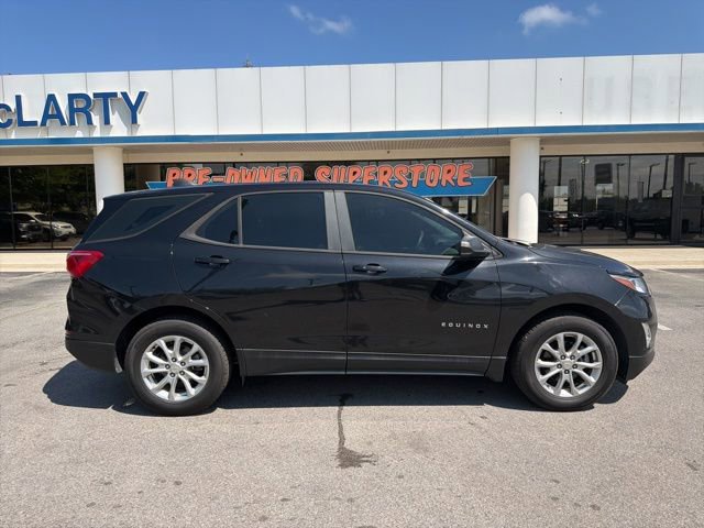 Used 2021 Chevrolet Equinox LS FWD image 3