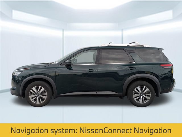 Used 2023 Nissan Pathfinder SL w/ Black Appearance Package AWD/4WD image 2