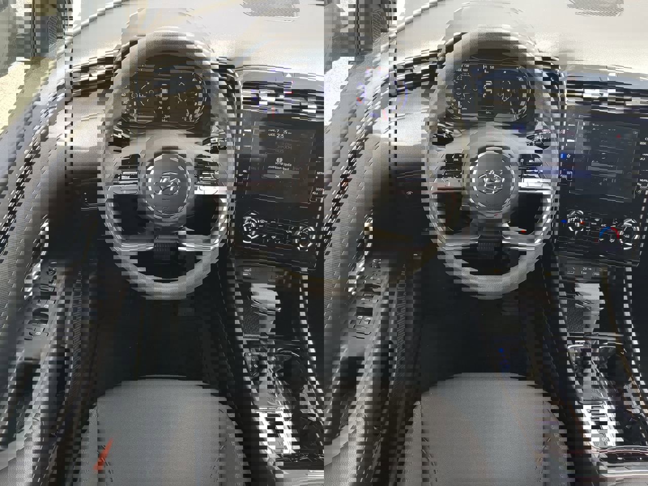 Used 2022 Hyundai Tucson SEL w/ Cargo Package image 14