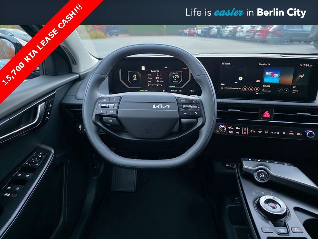 New 2025 Kia EV6 Wind image 19