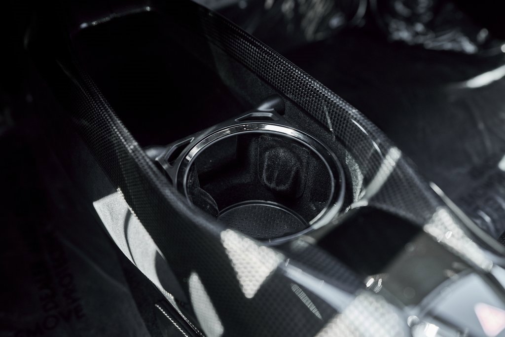 Used 2022 Ferrari SF90 Stradale image 66