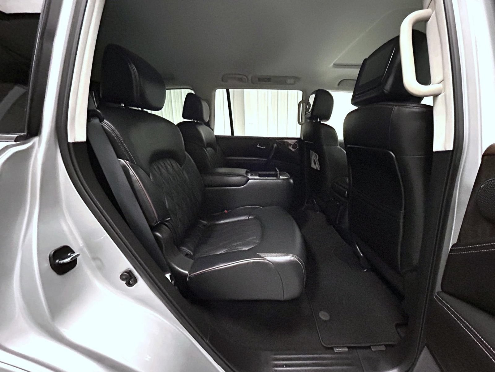 Used 2021 Nissan Armada Platinum w/ Captain's Chairs Package AWD/4WD image 18