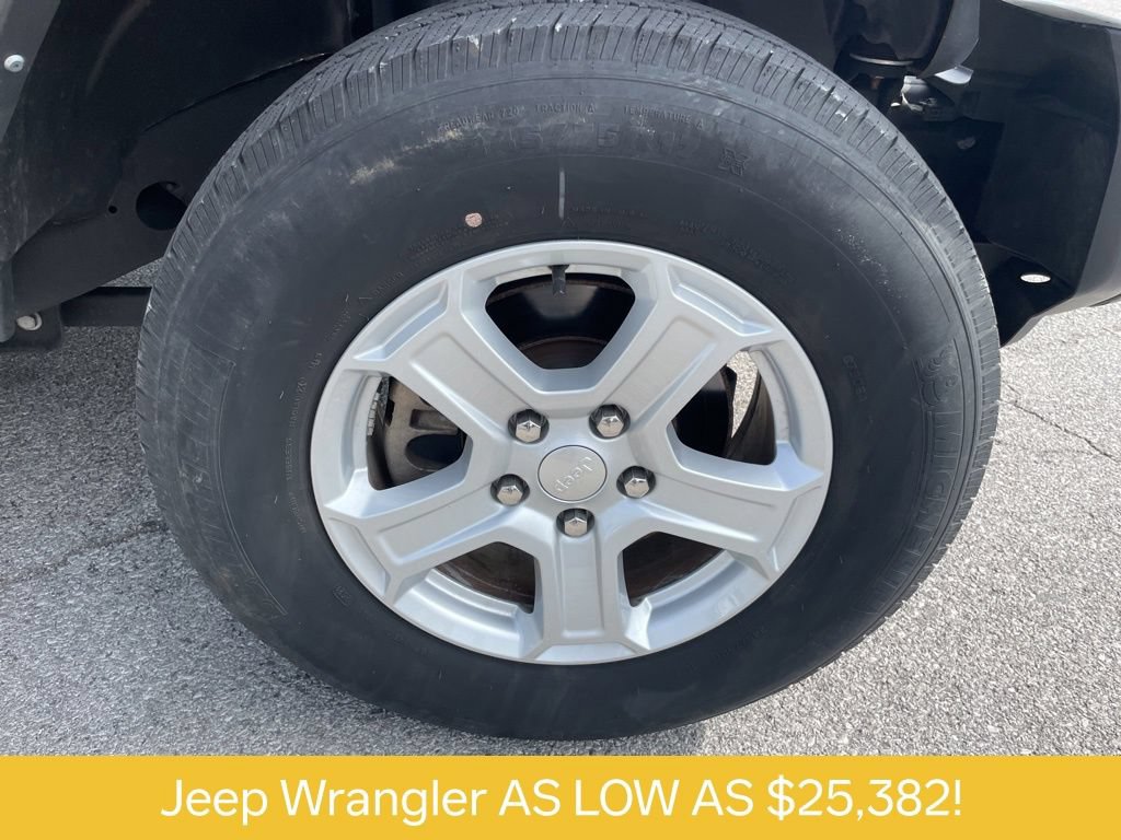 Used 2021 Jeep Wrangler Sport AWD/4WD image 34