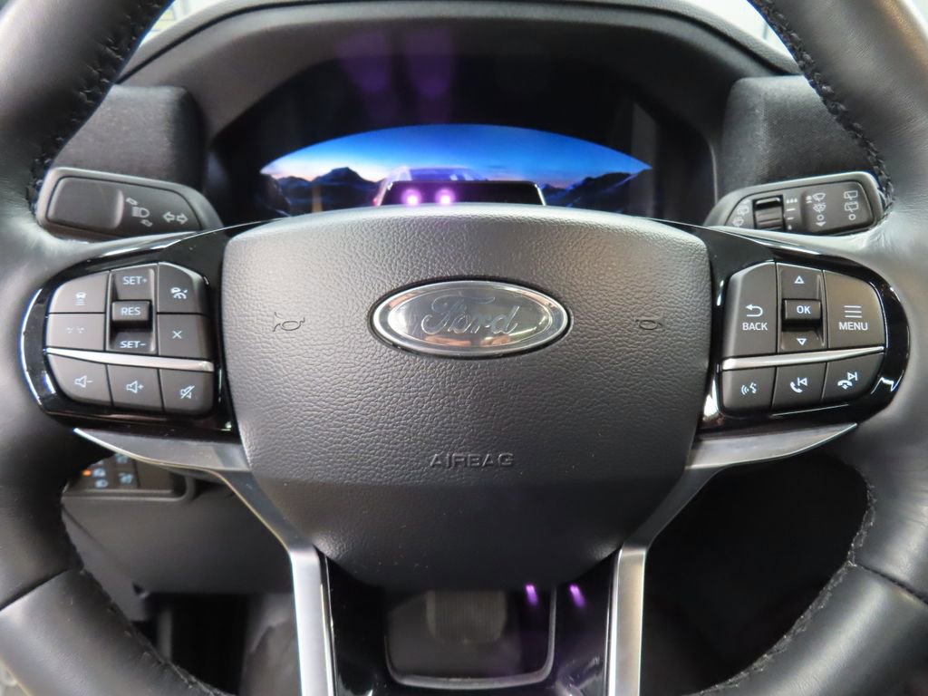 Used 2025 Ford Explorer Platinum w/ Ultimate Package image 57