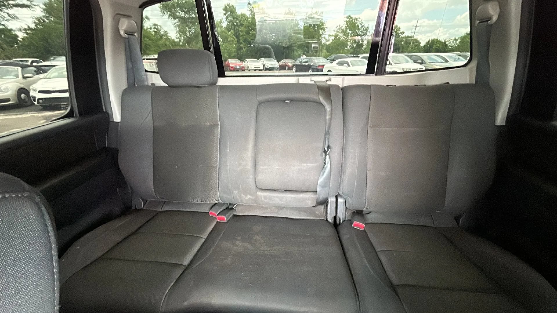 Used 2008 Nissan Titan LE AWD/4WD image 9