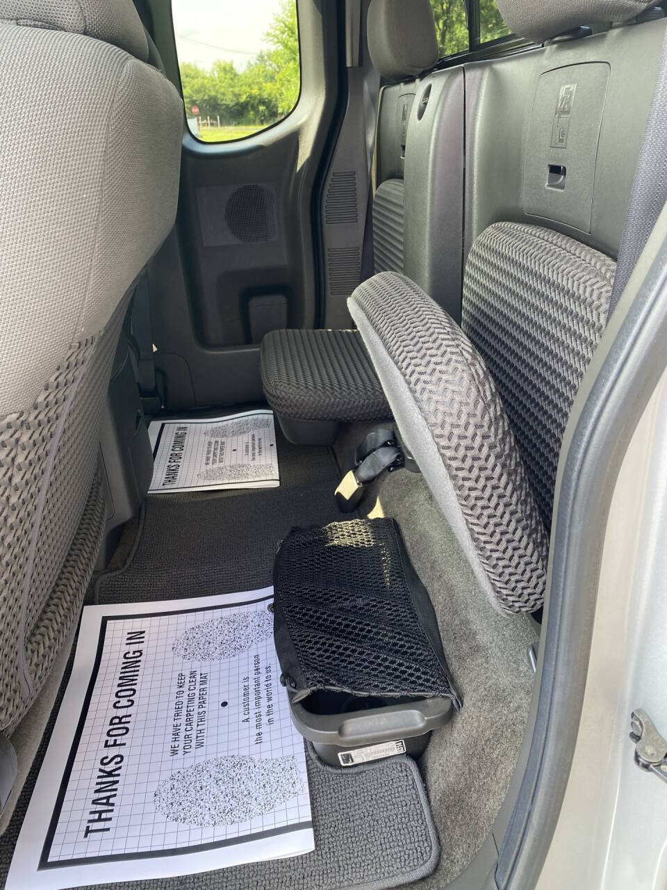 Used 2011 Nissan Frontier SV AWD/4WD image 15