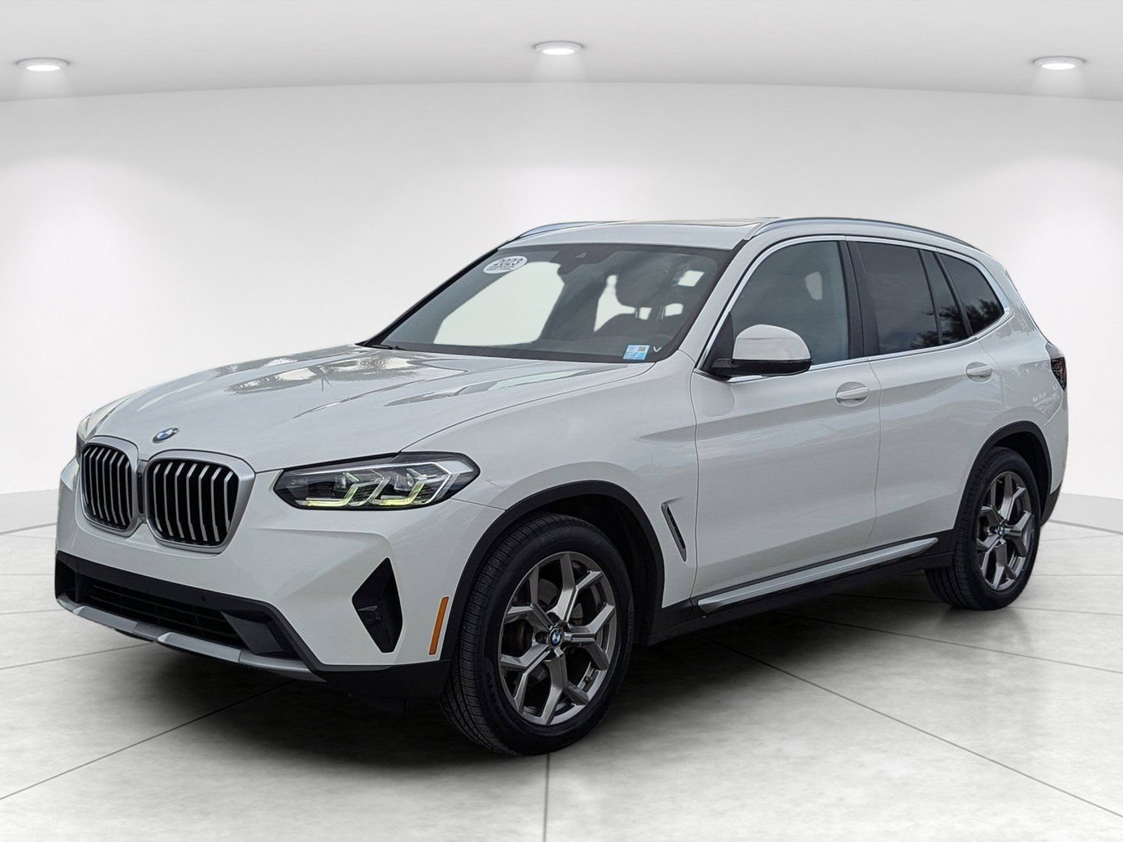 Used 2023 BMW X3 xDrive30i w/ Convenience Package w/ZPA AWD/4WD image 3