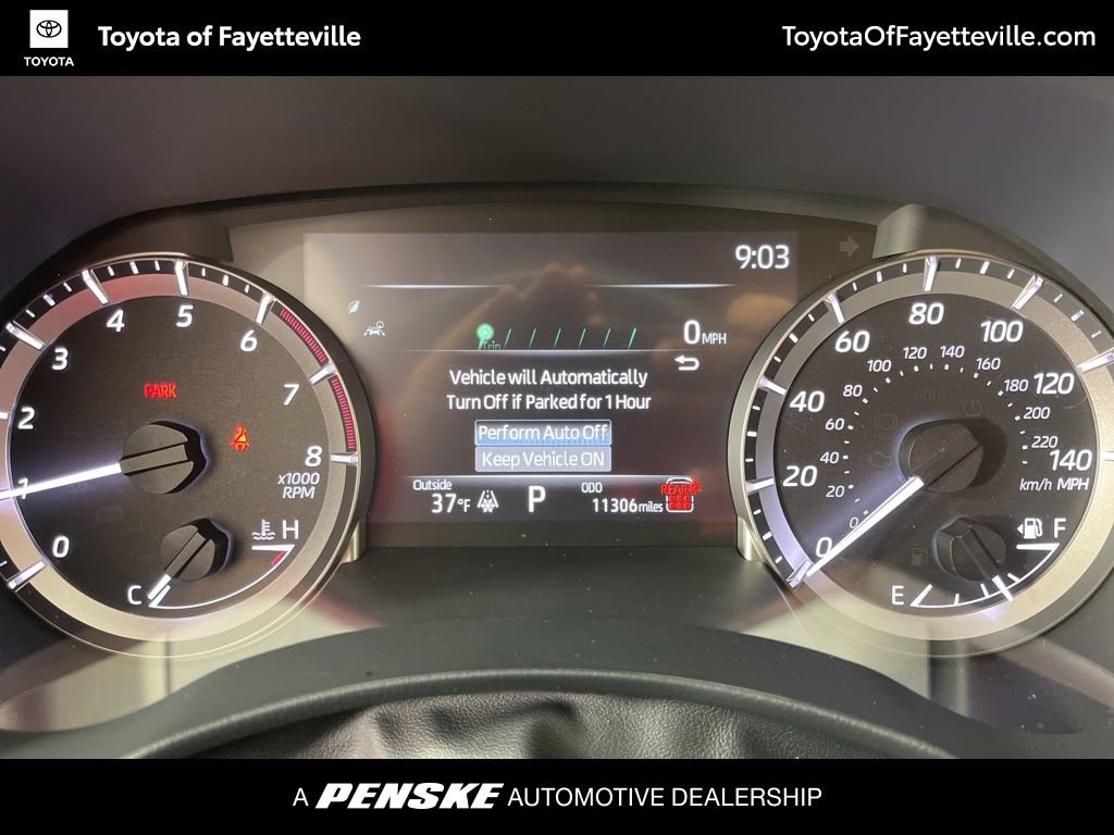 Certified 2025 Toyota Highlander XLE image 37