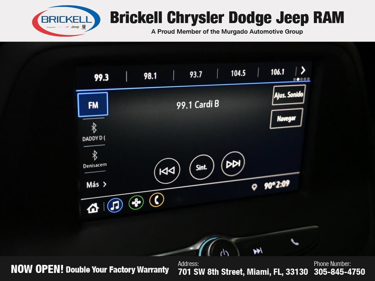 Used 2020 Chevrolet Camaro LT RWD image 25