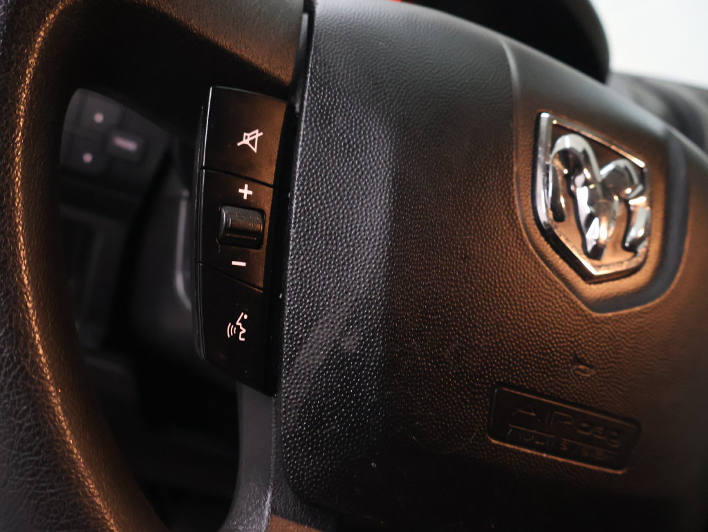 Used 2016 RAM ProMaster 1500 w/ Interior Convenience Group FWD image 17