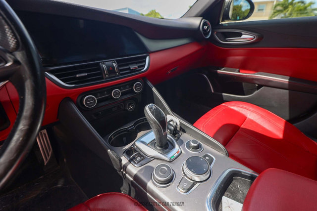 Used 2020 Alfa Romeo Giulia w/ Quick Order Package 22K Sport image 41