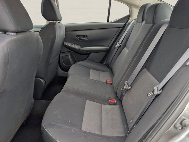 Used 2024 Nissan Sentra SV FWD image 9