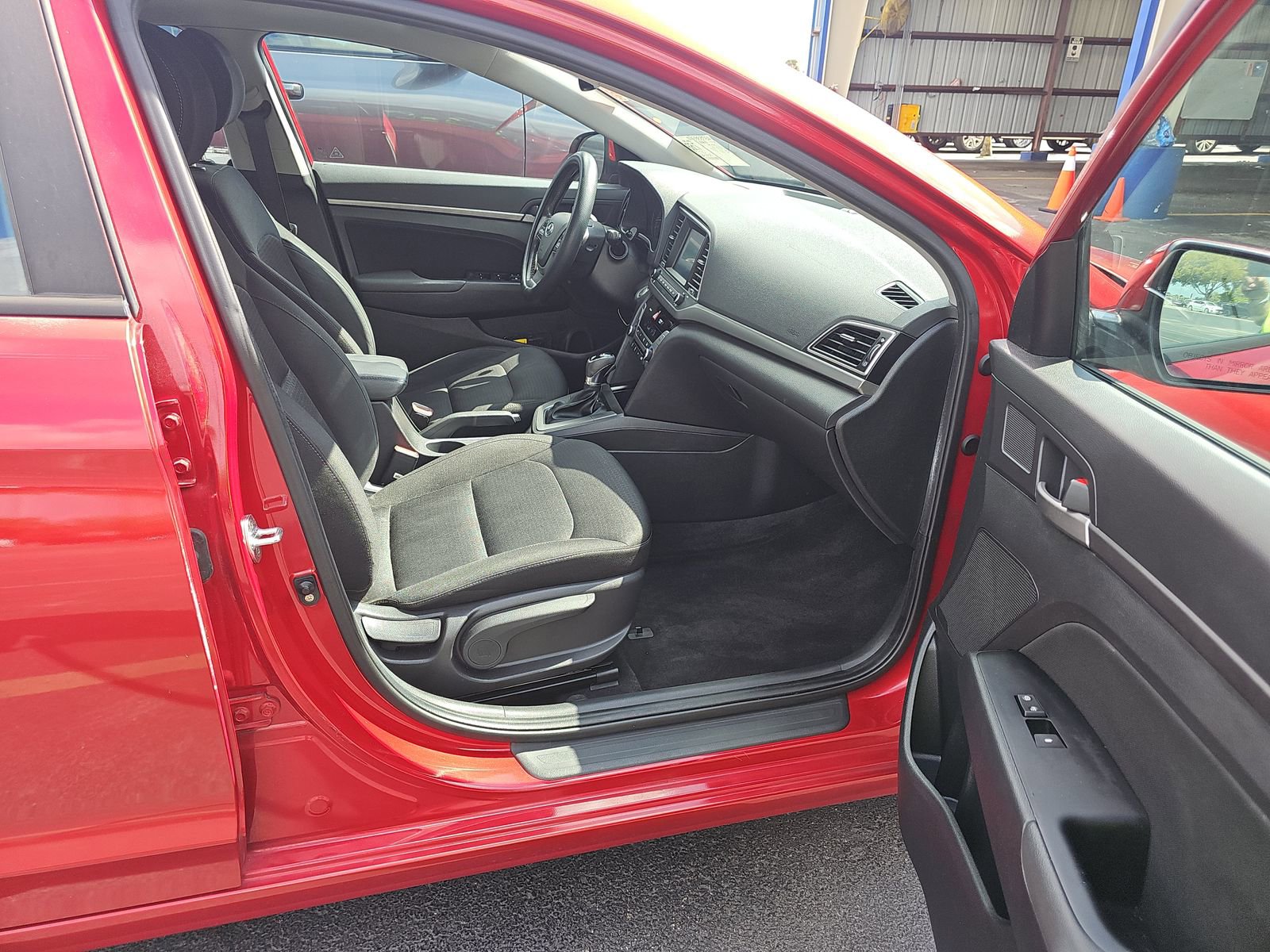 Used 2017 Hyundai Elantra Value Edition image 11