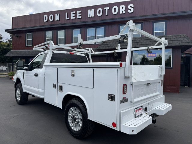 Used 2022 Ford F250 XL w/ STX Appearance Package AWD/4WD image 3