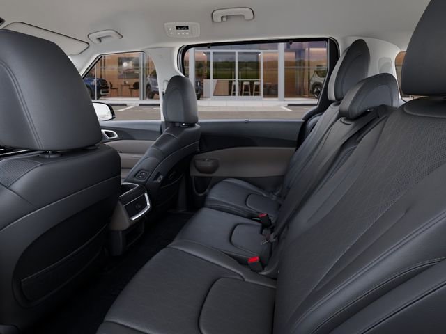 New 2026 Kia Carnival EX image 18