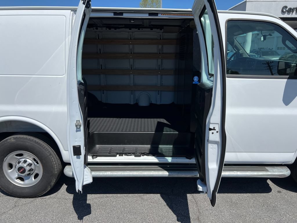 Used 2025 GMC Savana 2500 w/ Driver Convenience Package RWD image 15