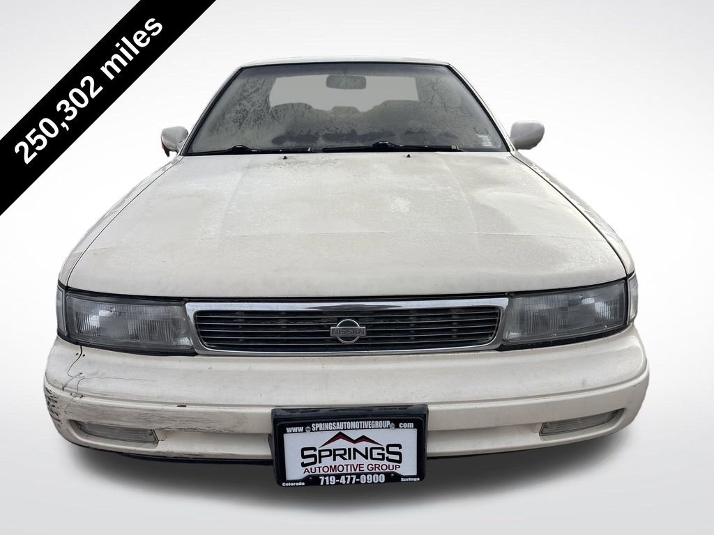 Used 1993 Nissan Maxima GXE image 2