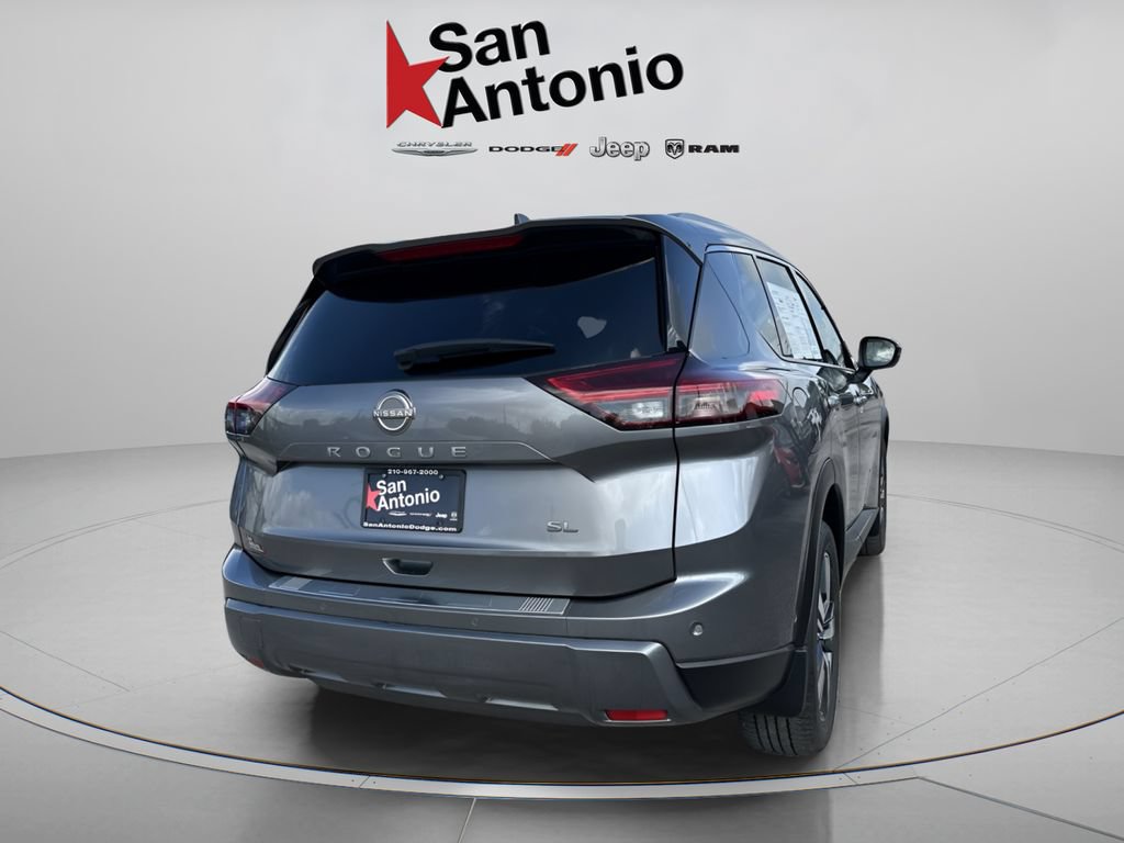Used 2024 Nissan Rogue SL w/ SL Premium Package FWD image 14