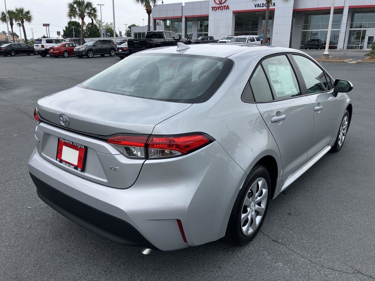 New 2026 Toyota Corolla LE FWD image 5