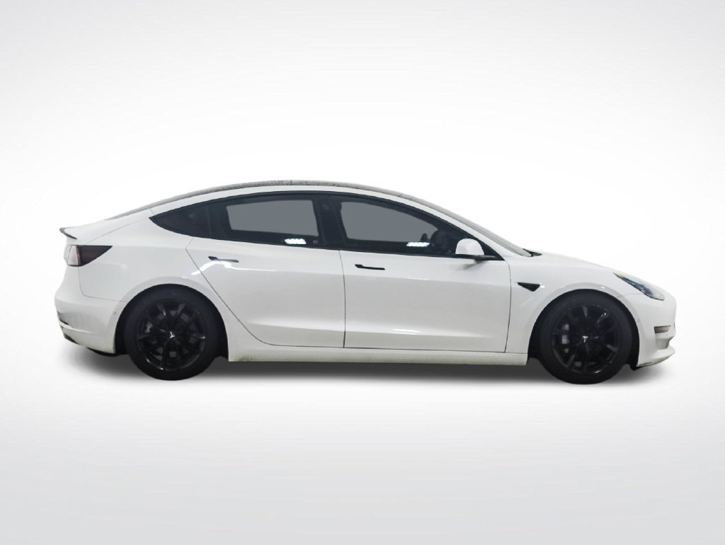 Used 2022 Tesla Model 3 Long Range AWD/4WD image 6