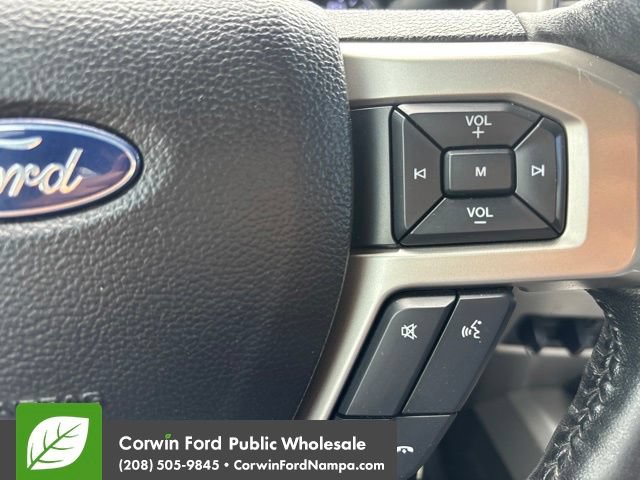Used 2017 Ford F350 Lariat w/ Lariat Value Package AWD/4WD image 19