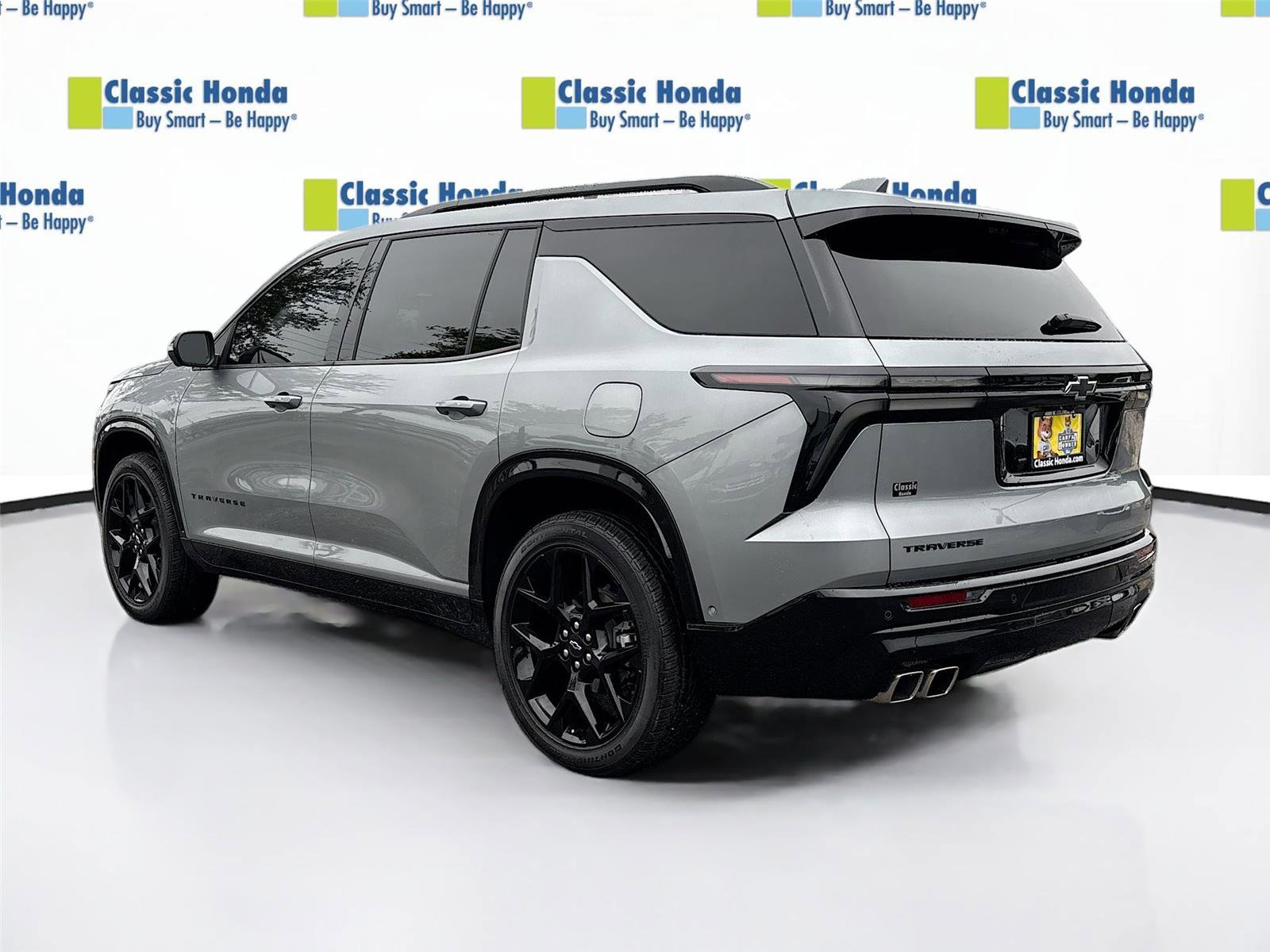 Used 2024 Chevrolet Traverse RS image 5