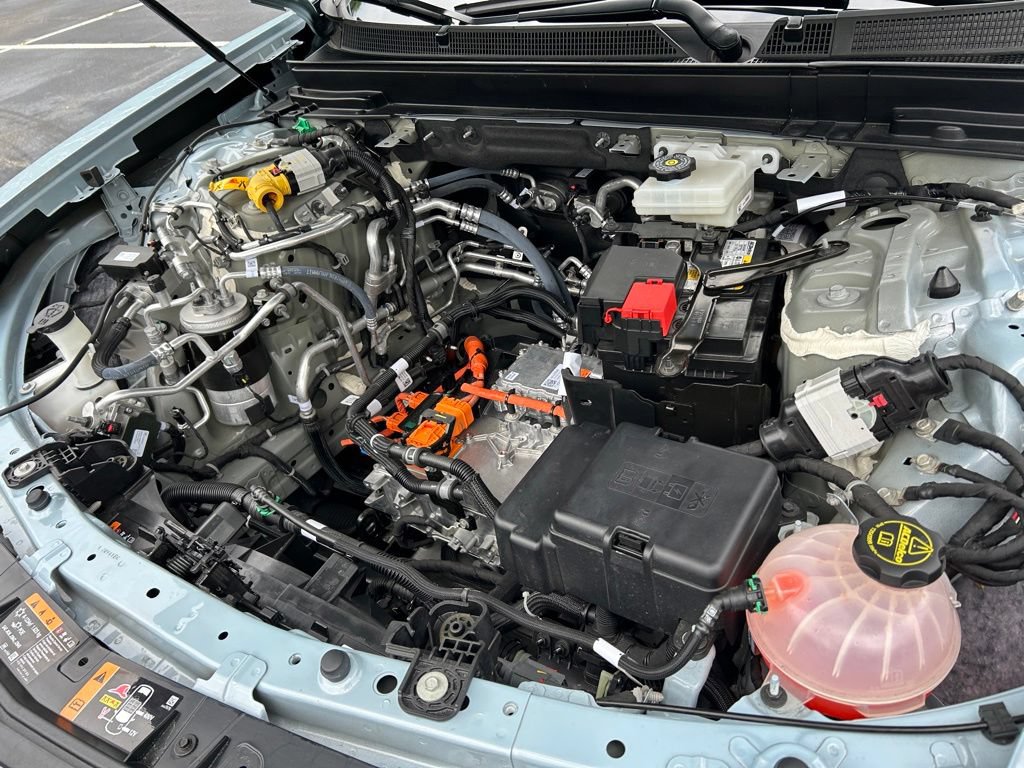 Used 2025 Cadillac Lyriq Sport RWD image 62