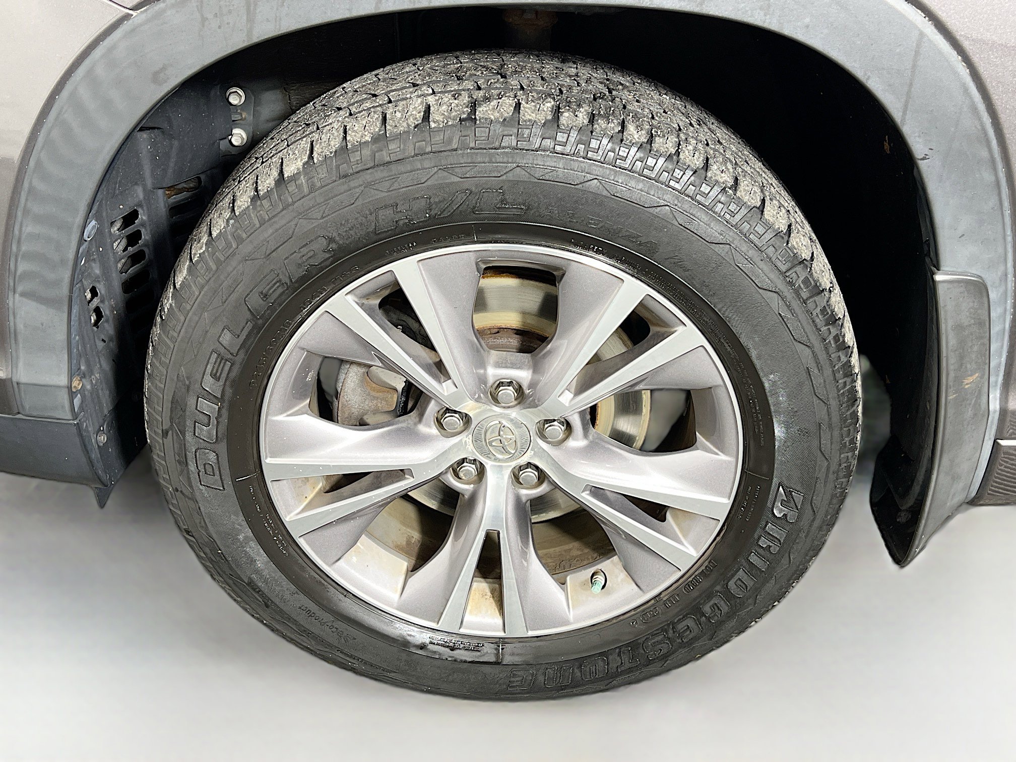 Used 2015 Toyota Highlander XLE image 28