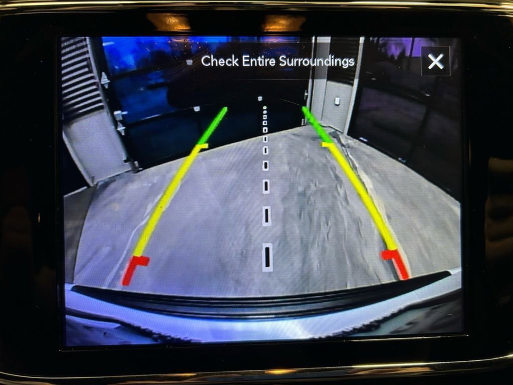 Used 2019 Jeep Grand Cherokee Altitude image 20