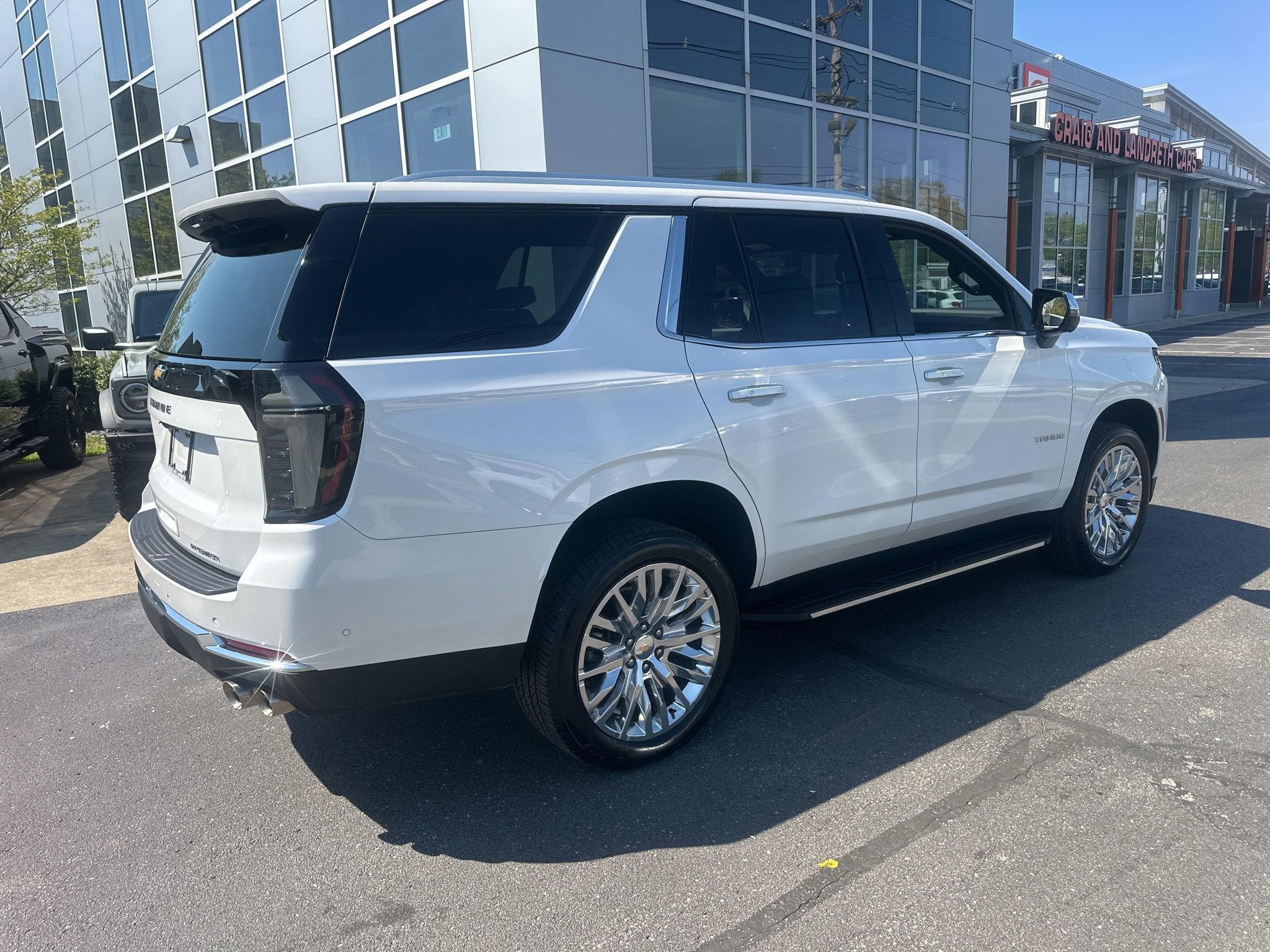 Used 2025 Chevrolet Tahoe Premier image 5