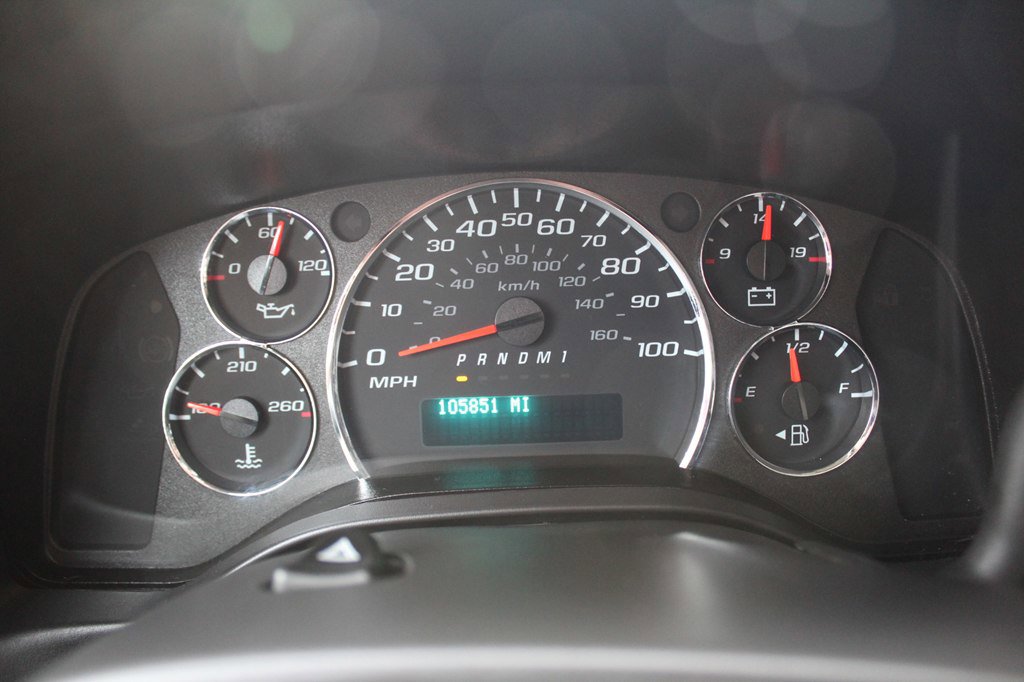 Used 2022 Chevrolet Express 2500 w/ Driver Convenience Package RWD image 14
