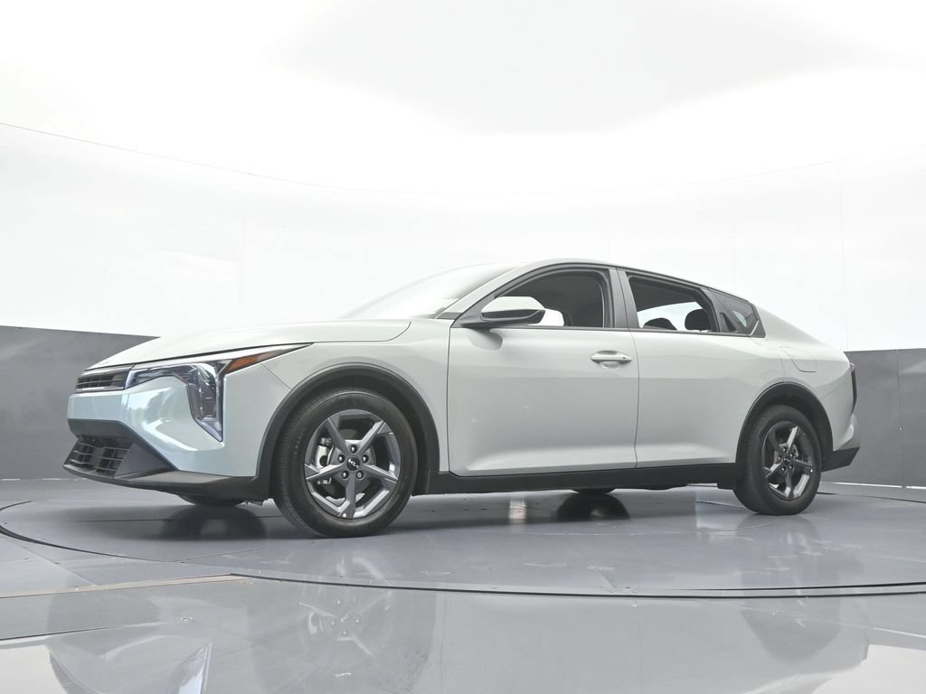 Used 2025 Kia K4 FWD image 53