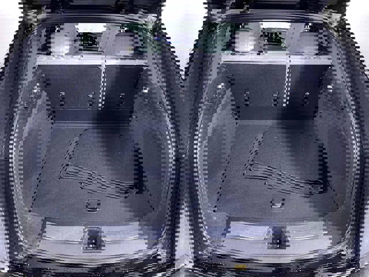 Certified 2024 Cadillac Lyriq Sport AWD/4WD image 29