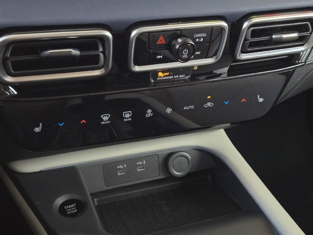 New 2026 Nissan Sentra SL w/ Floor Mat Package FWD image 22