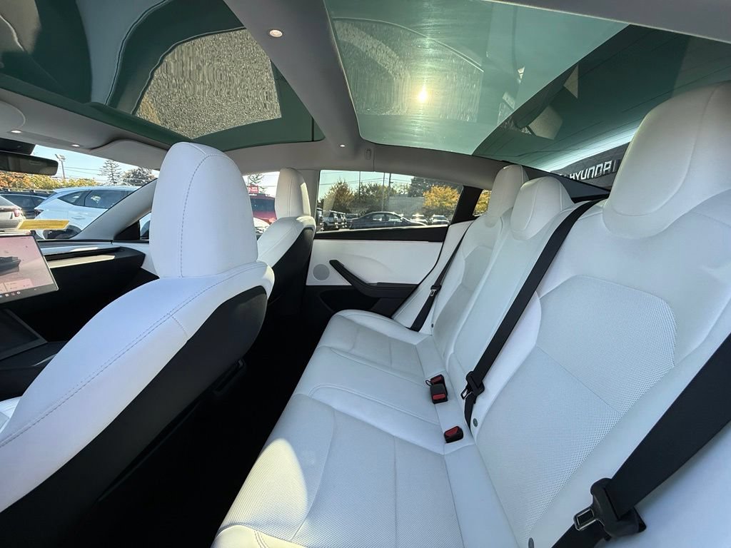 Used 2025 Tesla Model 3 Long Range RWD image 15