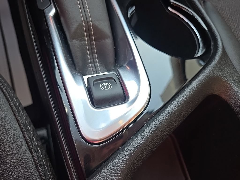 Used 2023 Buick Encore GX Preferred w/ Cold Weather Comfort Package AWD/4WD image 57