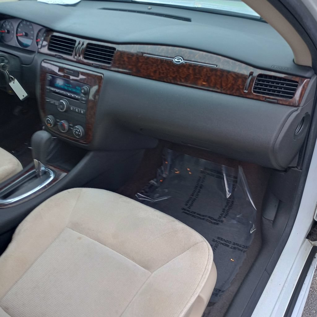 Used 2014 Chevrolet Impala Limited LS FWD image 20