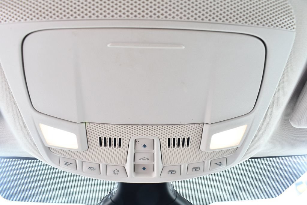 Used 2020 Ford Edge SEL w/ Convenience Package AWD/4WD image 32