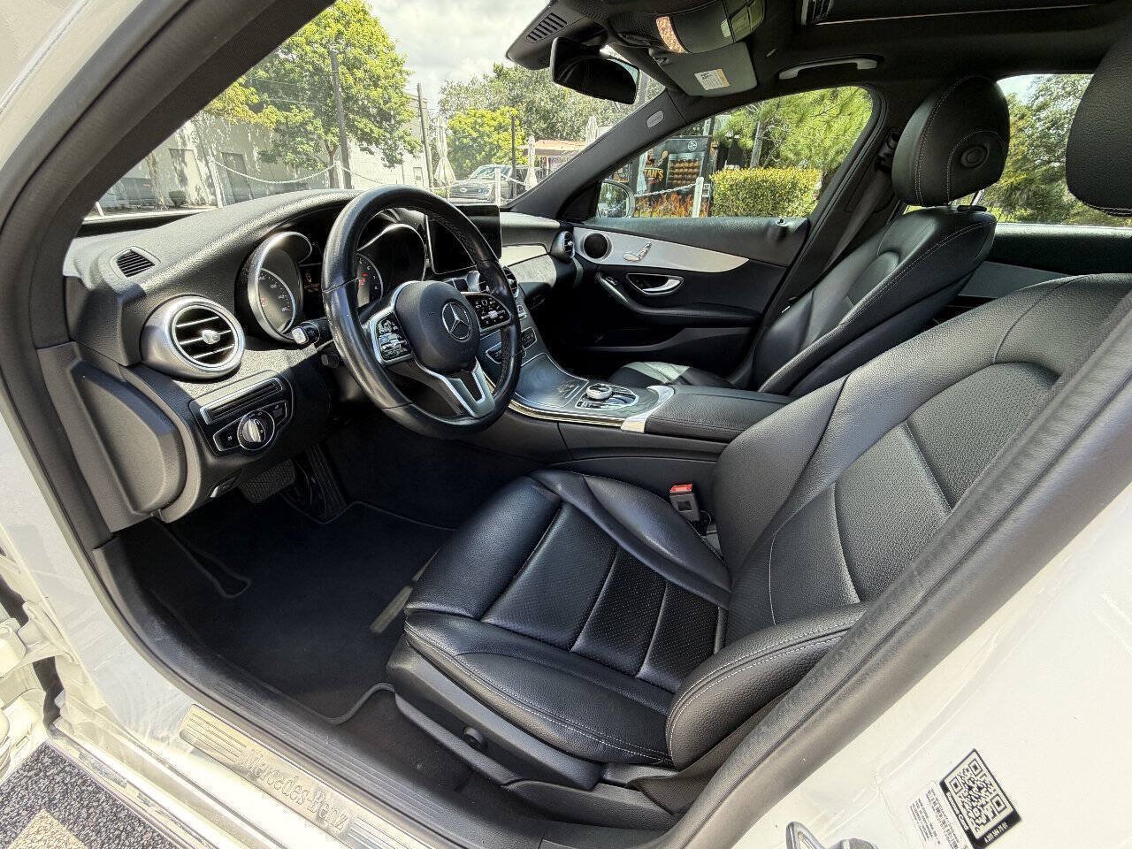 Used 2019 Mercedes-Benz C 300 Sedan image 9
