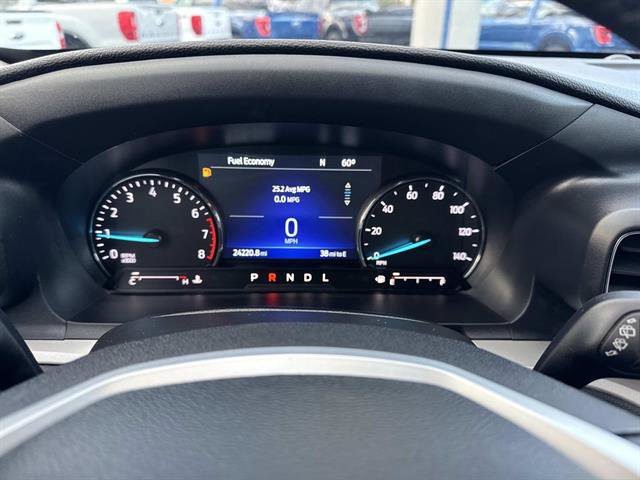 Used 2023 Ford Explorer XLT w/ Equipment Group 202A AWD/4WD image 32