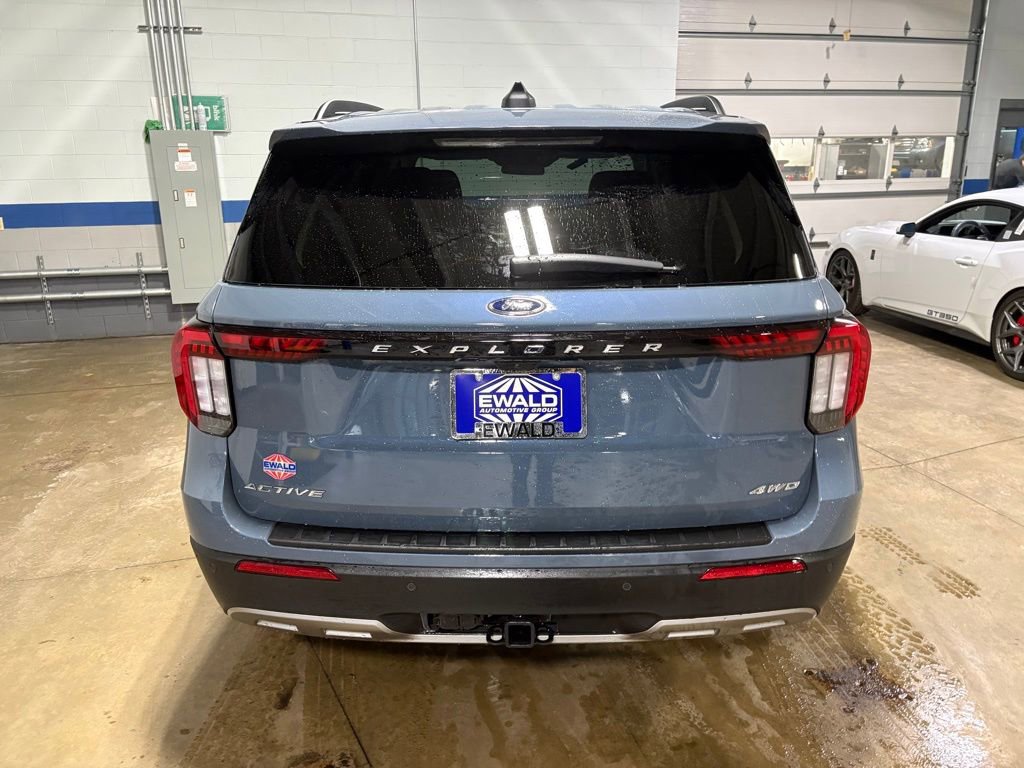New 2026 Ford Explorer Active w/ Active Comfort Package image 7