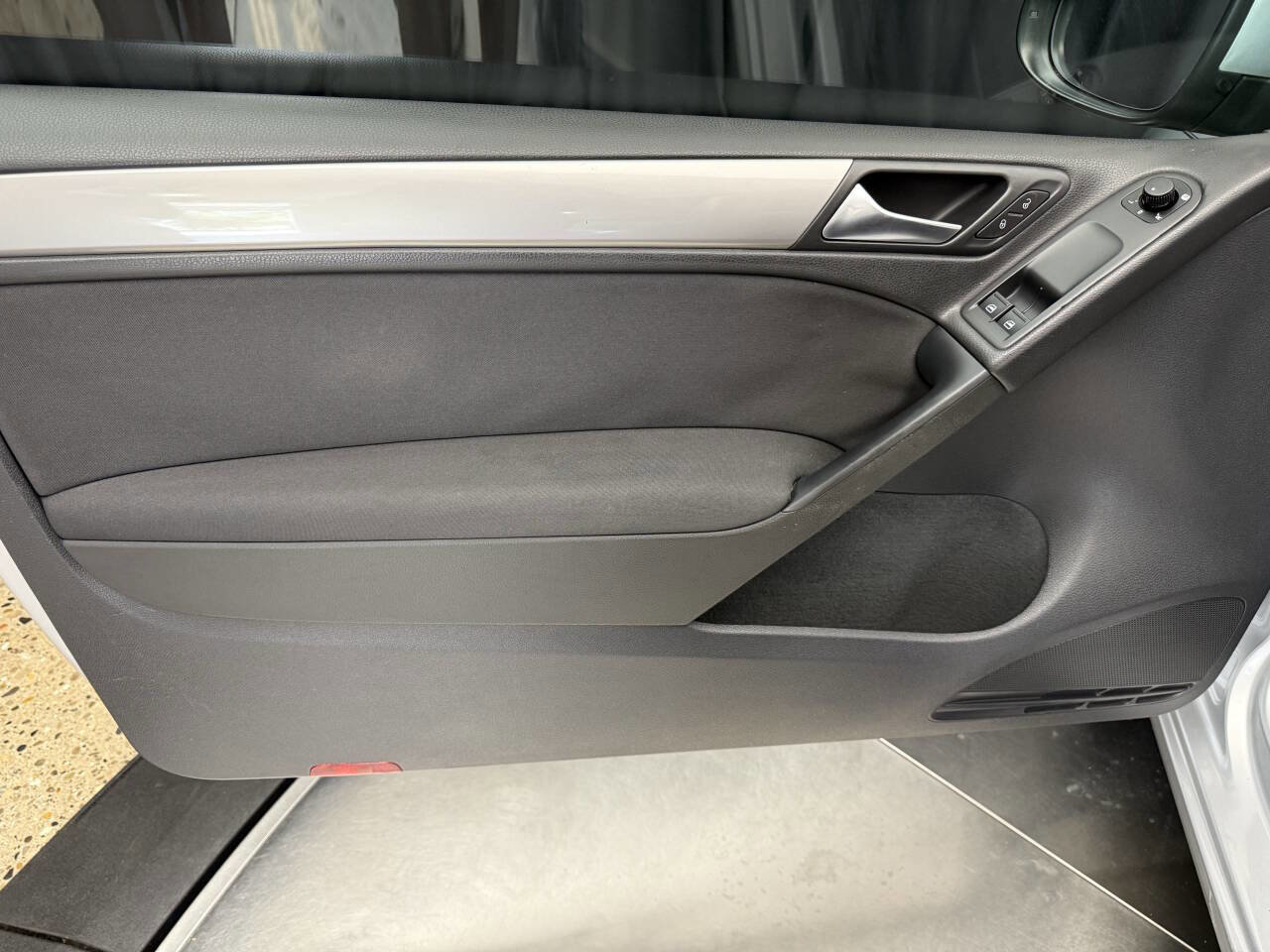 Used 2012 Volkswagen Golf 2-Door image 14