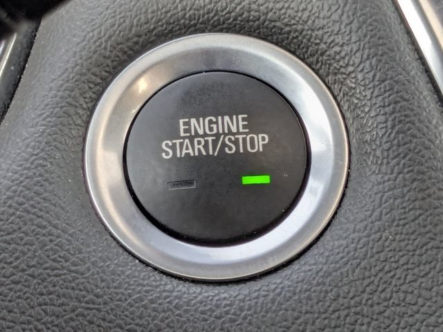 Used 2023 Chevrolet Traverse RS AWD/4WD image 38