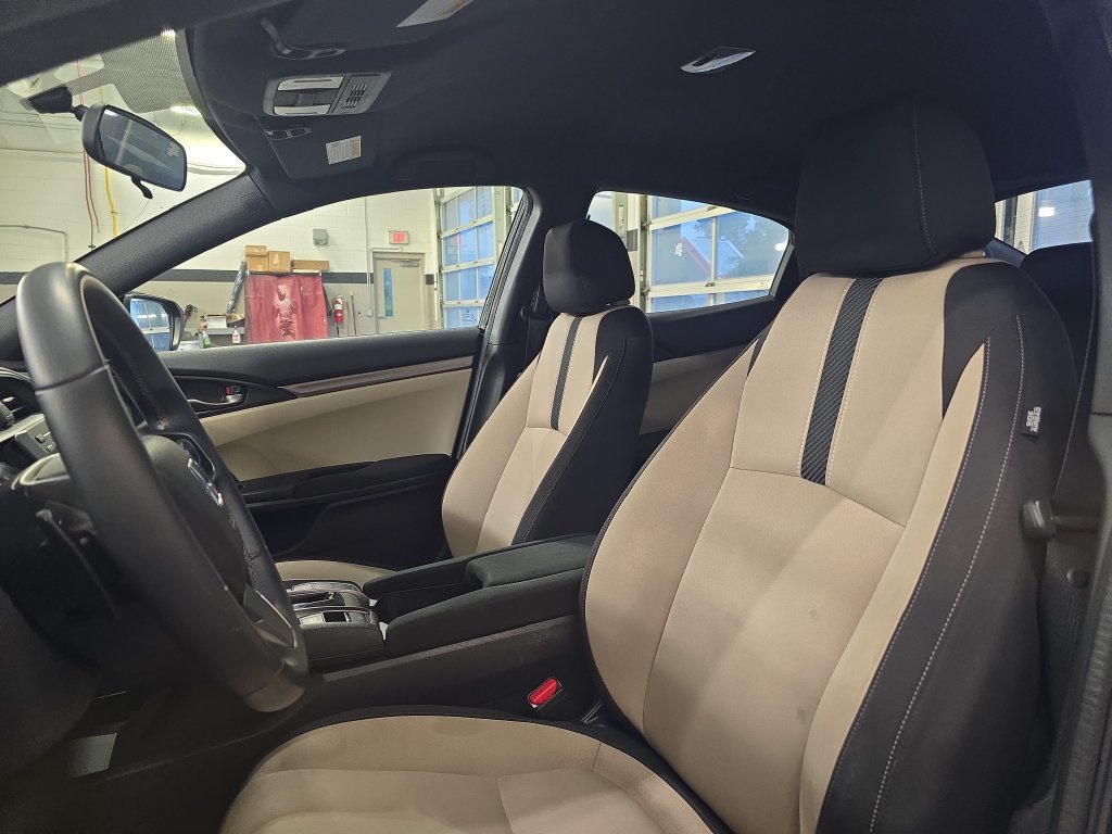 Used 2018 Honda Civic Sport image 15