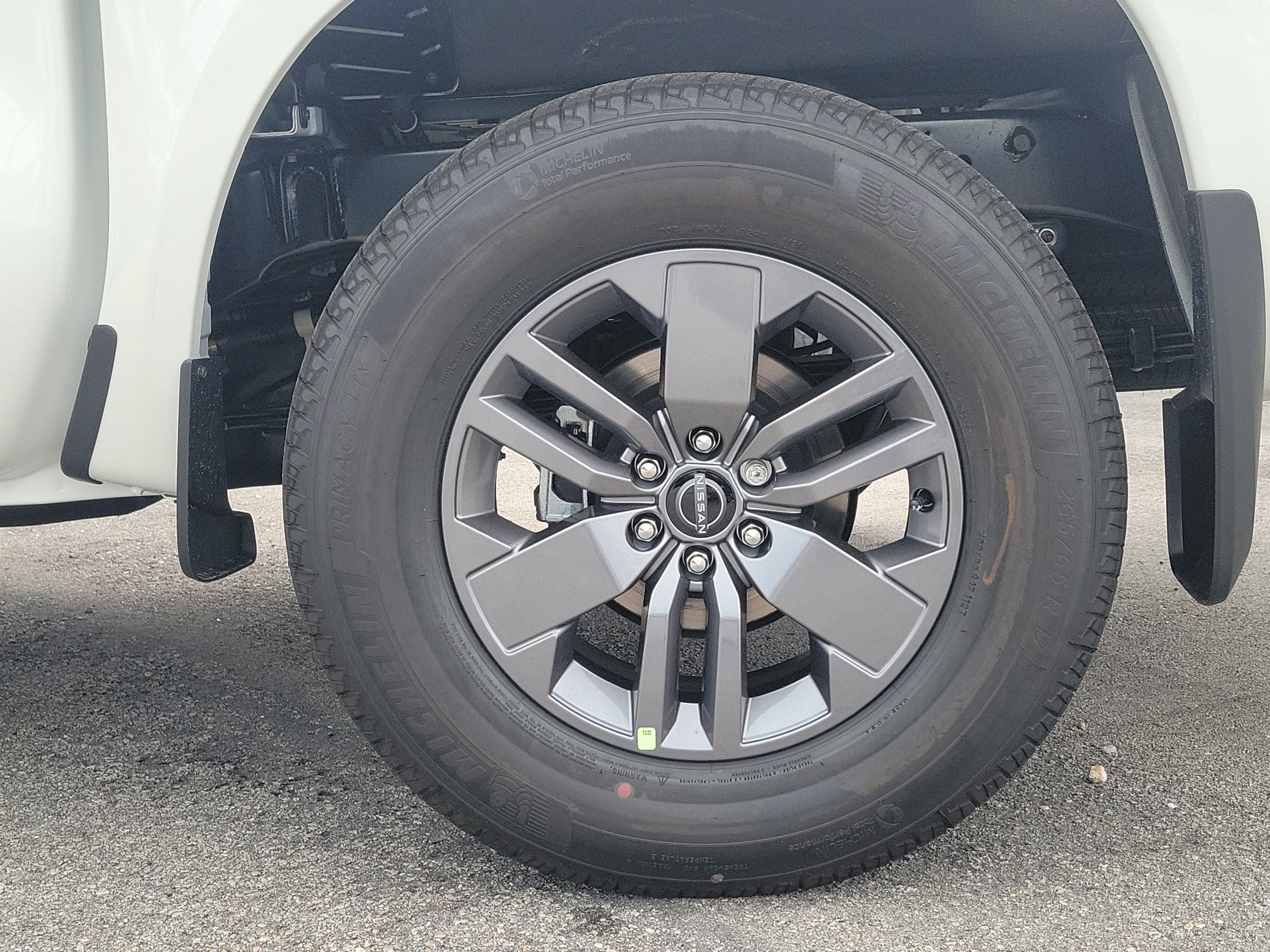 New 2027 Nissan Frontier SV RWD image 7