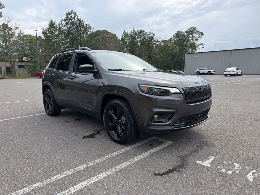 Used 2023 Jeep Cherokee Altitude Lux AWD/4WD image 4