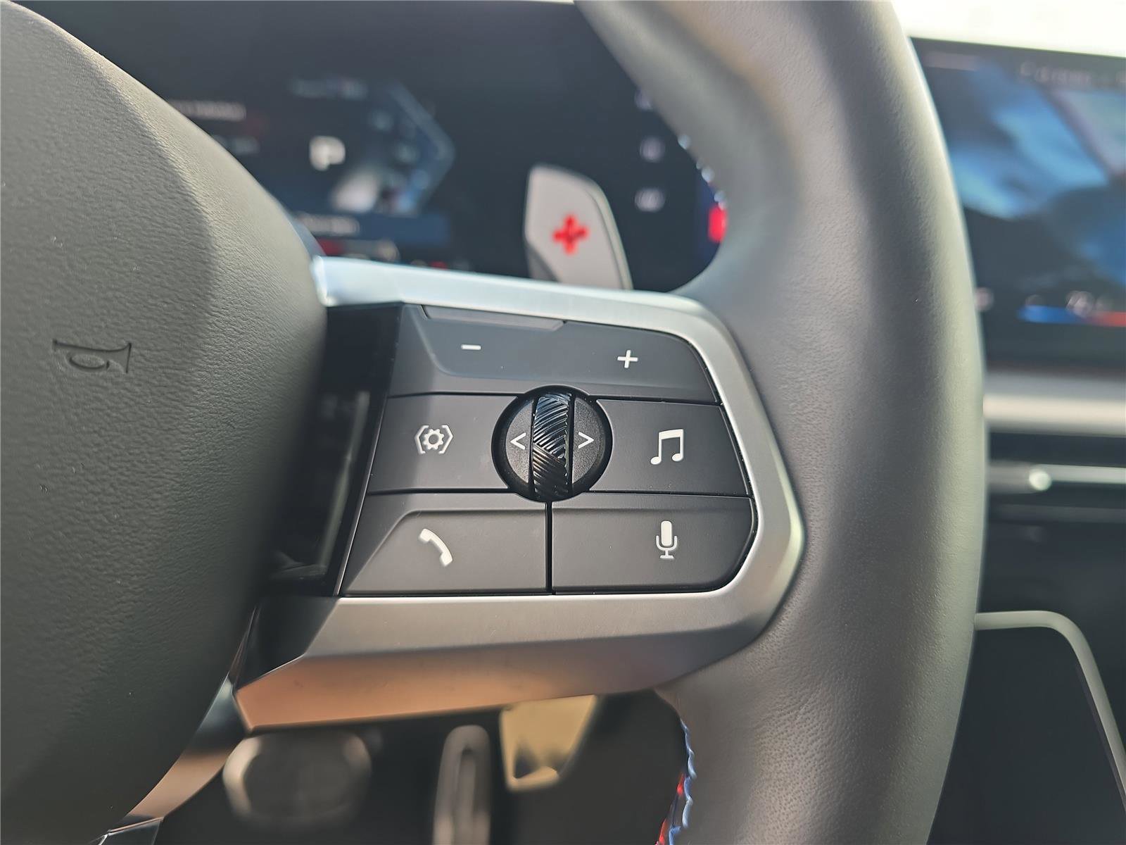 Used 2025 BMW X1 M35i image 21