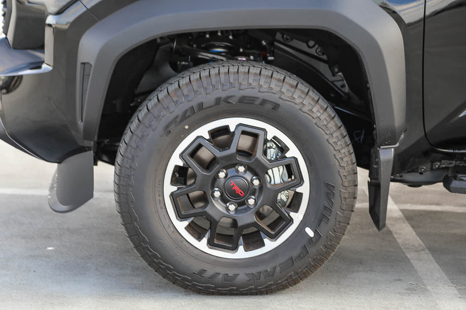 New 2025 Toyota Tacoma TRD Off-Road AWD/4WD image 10