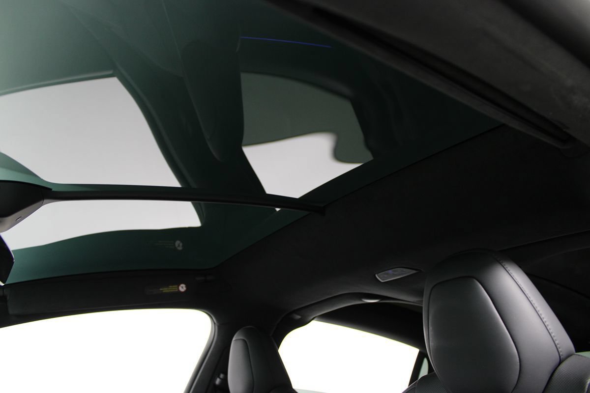 Used 2026 Tesla Model X Plaid AWD/4WD image 9